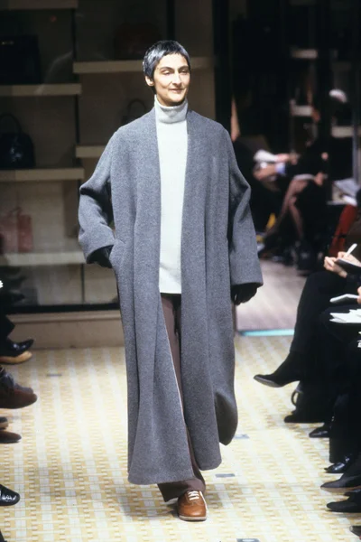 Look 29